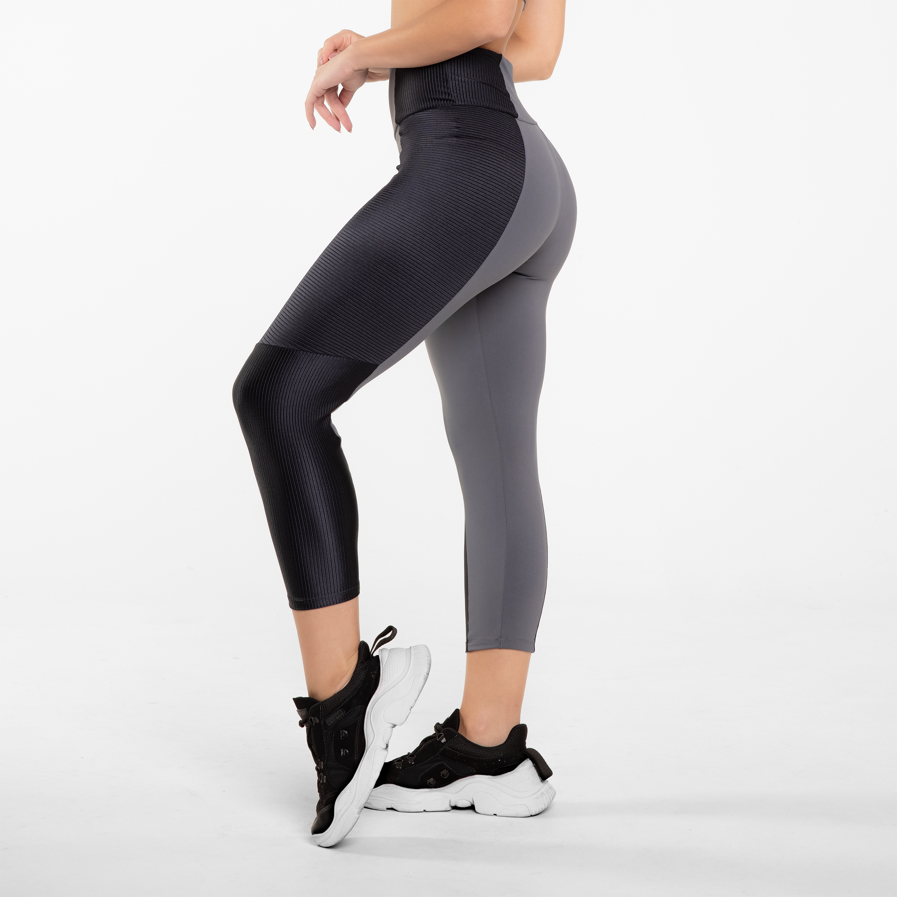 Calça Legging Cinza Feeling - Avvi