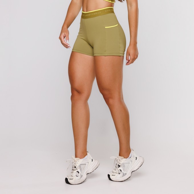 Short Curves Pistache